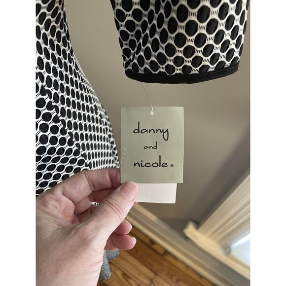 Danny & Nicole Black/White Polka Dot Fit and Flare Dress Size 4 Chic Preppy - Picture 5 of 7